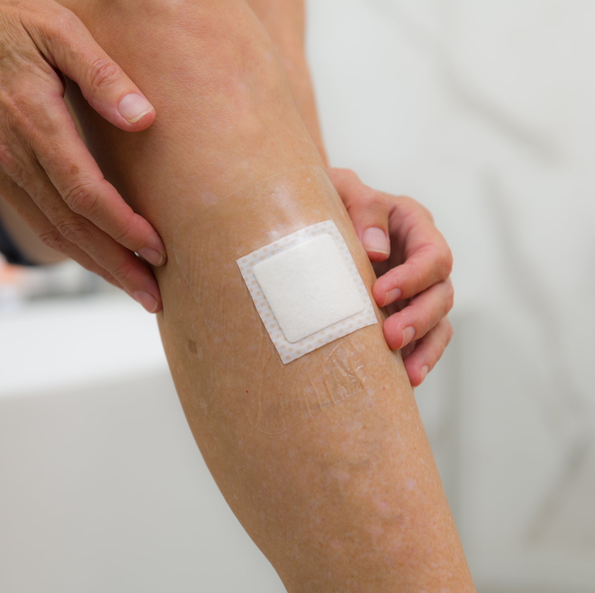 Bioelectric Bandage Kit for Rapid Wound Repair | 3.5"x4.0"